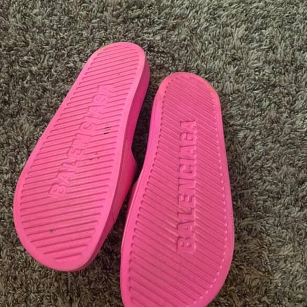 Balenciaga Vibrant Pink Slides - Picture 3 of 4